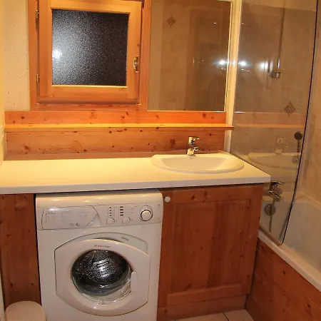3 Pour 6-8 Personnes Avec Balcon Et Garage A - Fr-1-459-10 *